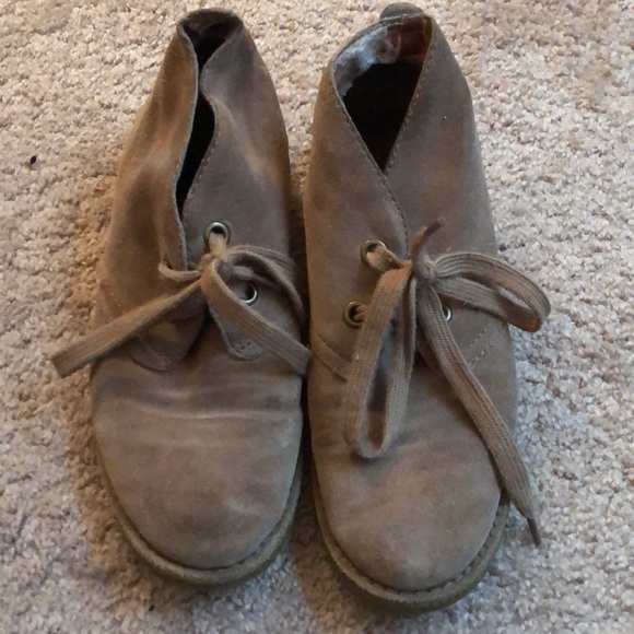 lucky brand desert boots